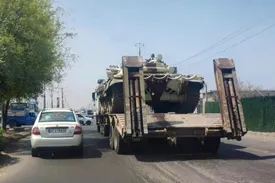 ایران تانک‌های تی-۷۲ را به مرز‌های جنوبی منتقل می‌کند