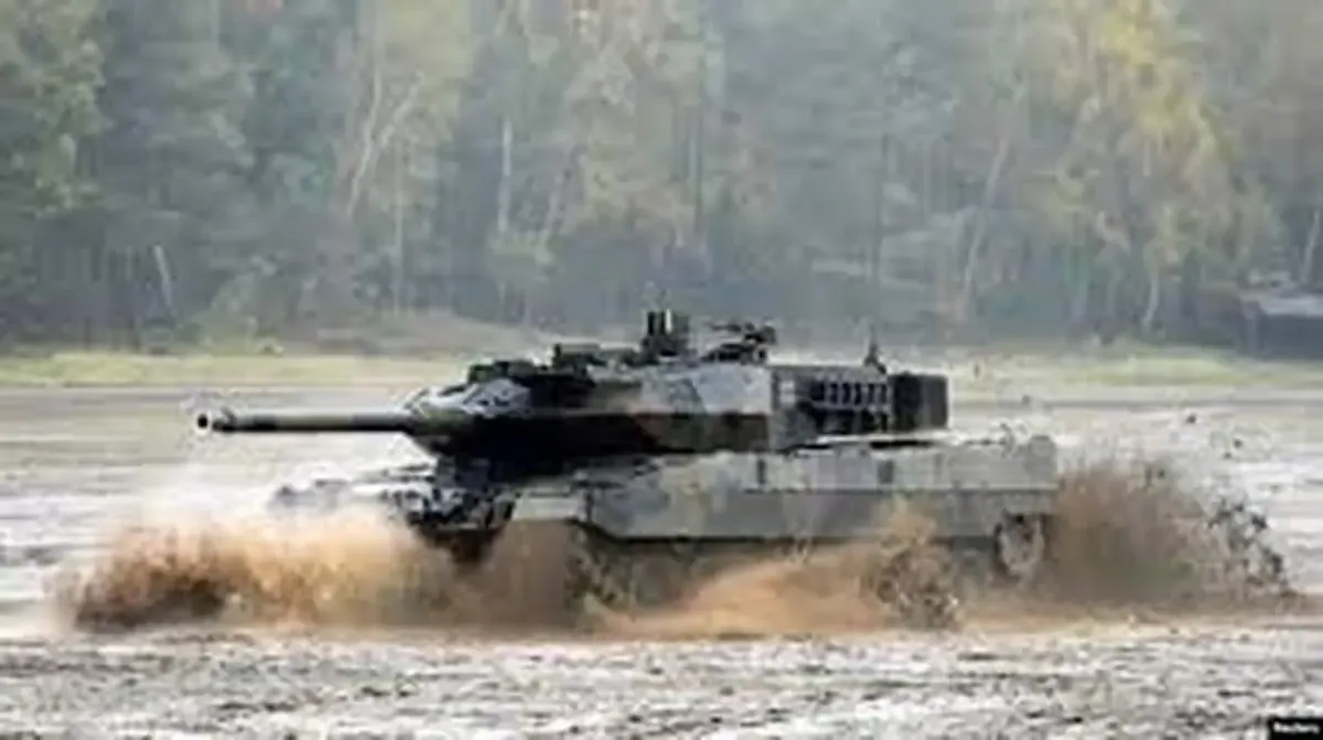 جایزه ویژه سربازان روس برای انهدام تانک‌های لئوپارد آلمانی