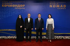 تصاویر پربازدید از پزشکیان و دخترش در یک سفر خارجی