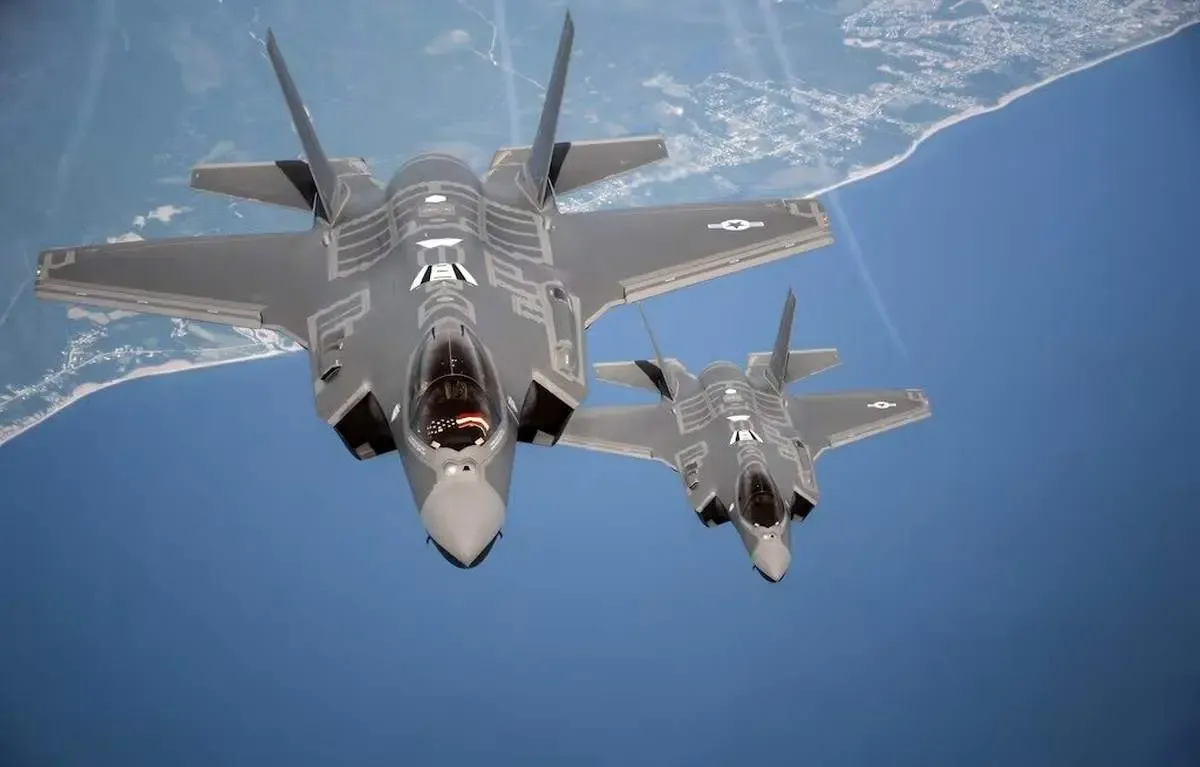 شکارچی اف ۳۵ آمد/ عکس