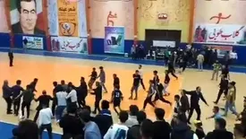 بزن بزن شدید در جام رمضان/ انتقال داوران قزوینی به بیمارستان/ فیلم