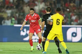 پرسپولیس در آستانه جذب مدافع مجارستانی