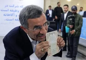 سلیمی نمین: در شأن ملت ایران نیست احمدی نژاد رئیس جمهورشان باشد!