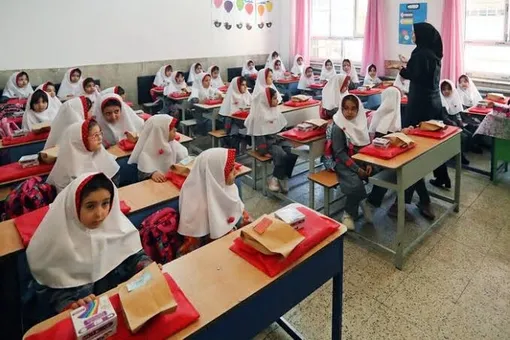 مدارس تهران فردا شنبه ۴ مهرماه حضوری است/ ساعت آغاز به کار