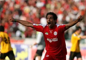 سپهر حیدری خودش را وسط دعوای نکونام و گل محمدی انداخت!/ عکس