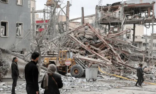 ارتش اسرائیل: کنیسه تلفات جانبی بود / سی‌ان‌ان: ارتش اسرائیل آسیب زدن به عبادتگاه یهودیان ایران را پذیرفت