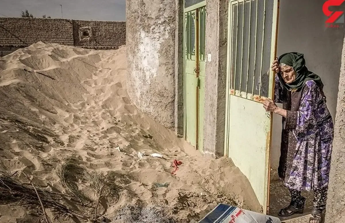 اوضاع سیستان وخیم است/ مردم: چهارمتری خود را نمی بینیم!