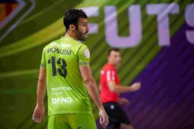 من مرد سال آسیا هستم