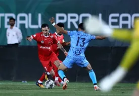 هواداران پرسپولیس علیه سرمربی و بازیکنان/ هاشمیان خیلی زود حیا کن رها کن شنید