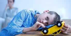 کدام علائم می گویند فرزند شما اوتیسم دارد!