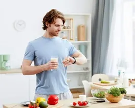 بهترین زمان غذا خوردن برای کم کردن چربی دور شکم