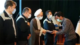 کارگران محور تولید و پیشرفت جامعه هستند