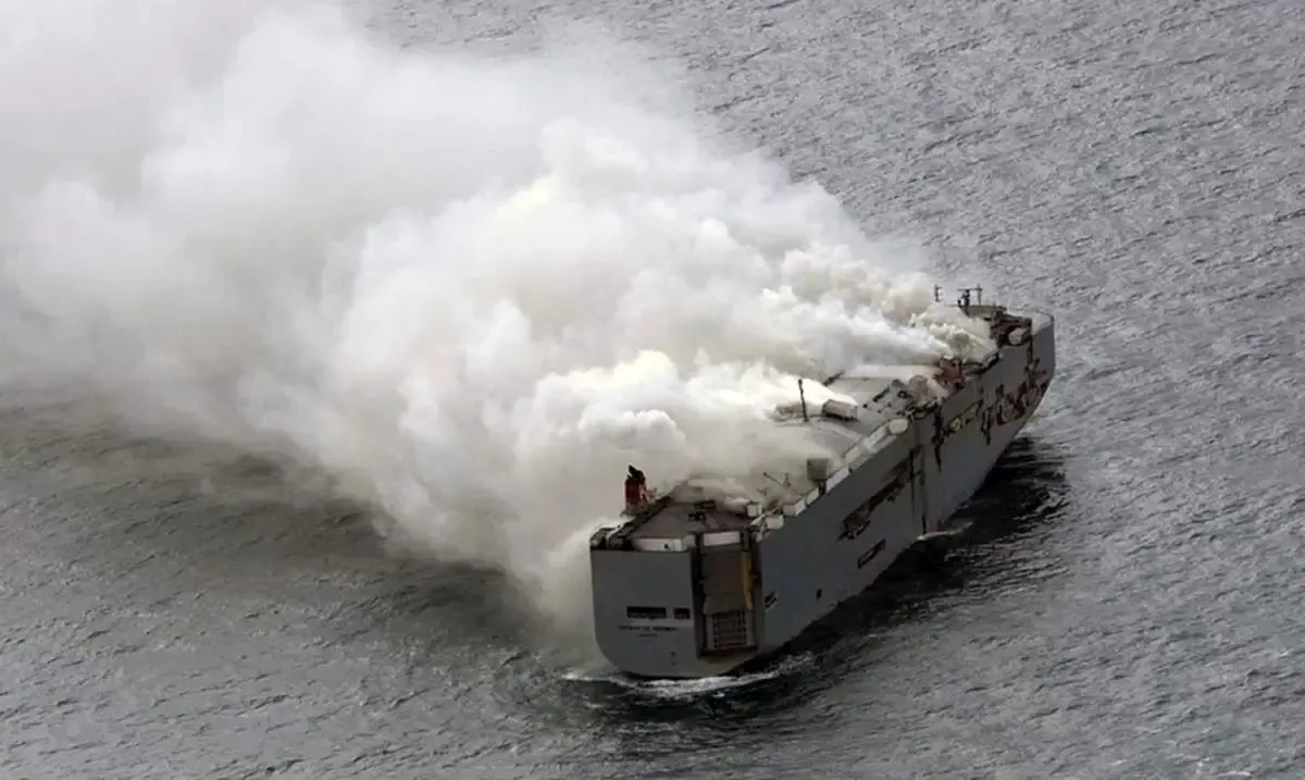 کشتی اسرائیل را می زنیم