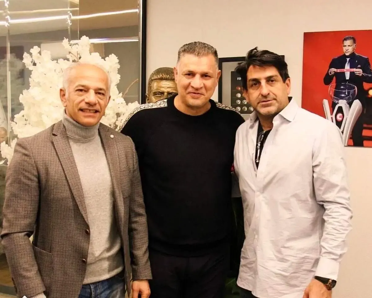 دایی در کنار یاغی‌ استقلال و کاپیتان پرسپولیس/ عکس