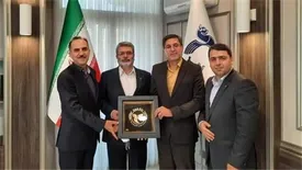مدیرعامل شرکت بیمه حکمت با مدیرعامل هواپیمایی جمهوری اسلامی ایران دیدار کرد