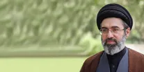 زندگی‌نامه آیت‌الله سیدمجتبی خامنه‌ای/ امروز زادروز تولد رهبر انقلاب است