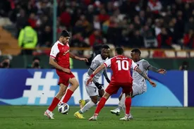 فیلم/ شعارهای تند هواداران  علیه گل‌محمدی  و درویش!