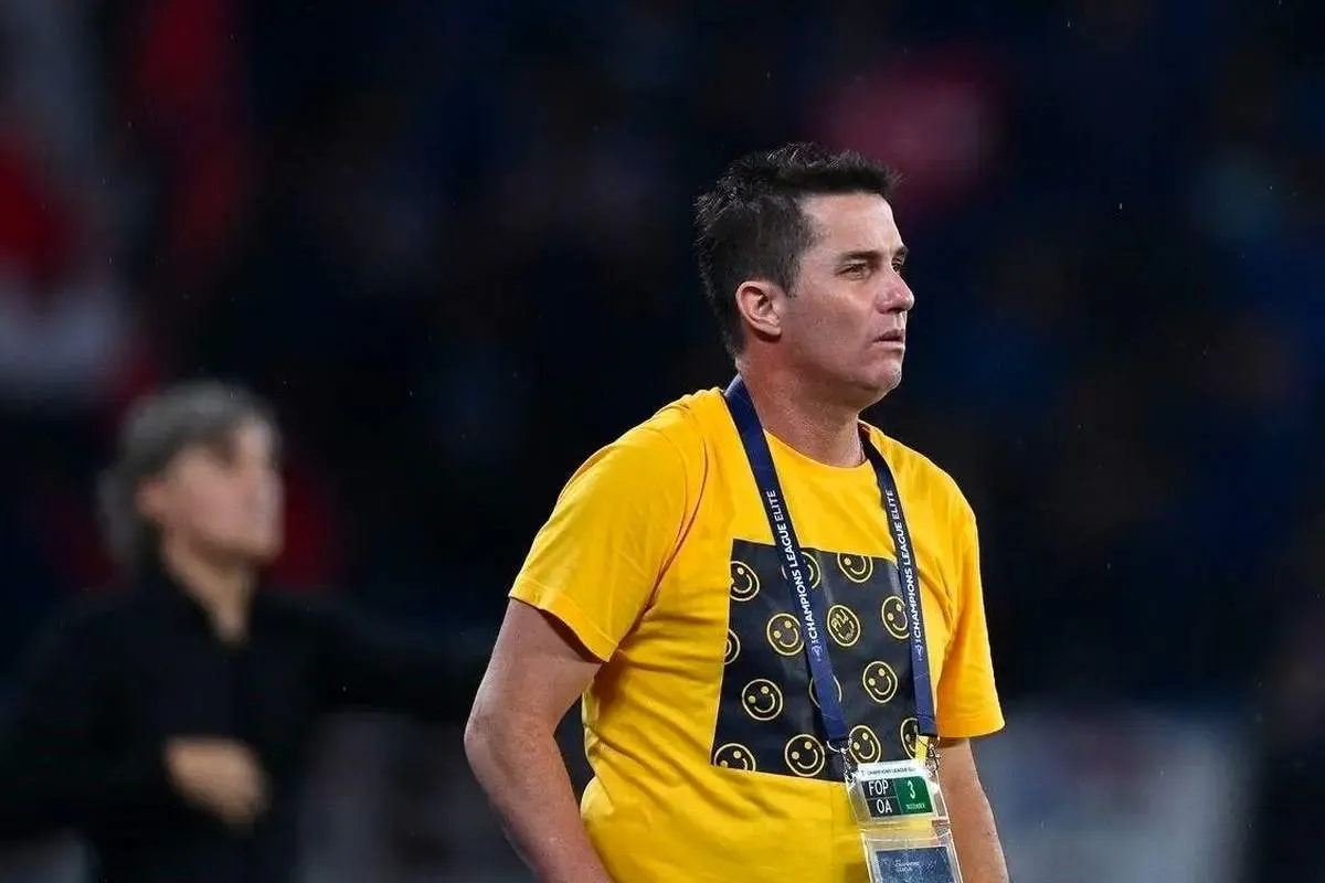 هدیه ارزشمند ستاره الهلال به مرد محبوب پرسپولیسی‌ها