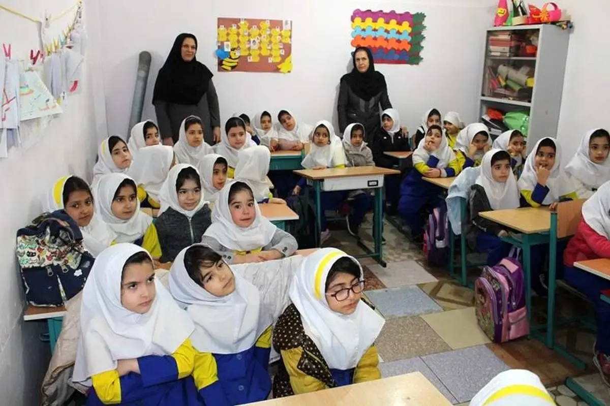 زنگ خطر افت تحصیلی!/ دلایل سقوط نمرات دانش‌آموزان چیست؟