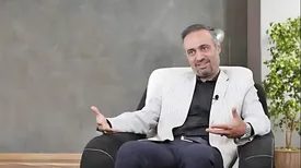 افول طبقه روشنفکر ایرانی