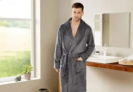 چرا مردان رفیق کمتری دارند؟