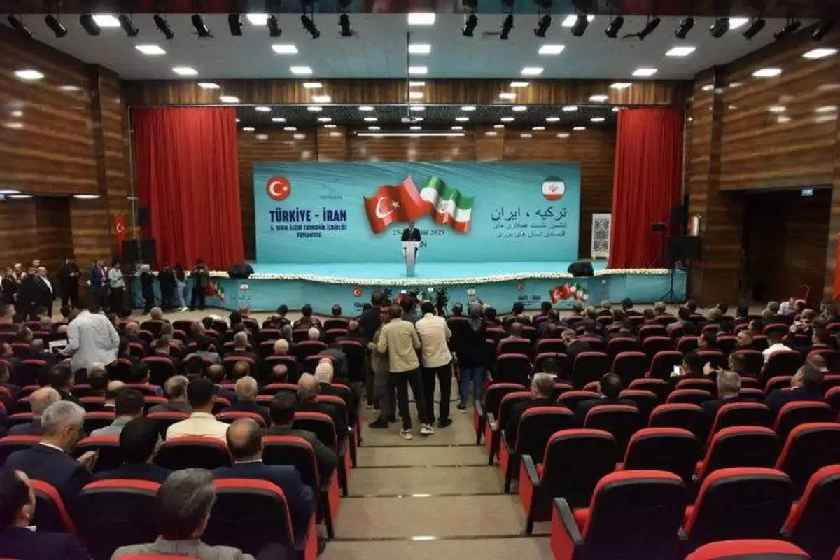 فصل جدید همکاری‌های ایران و ترکیه / آغاز اجلاس همکاری های استان های مرزی ایران و ترکیه