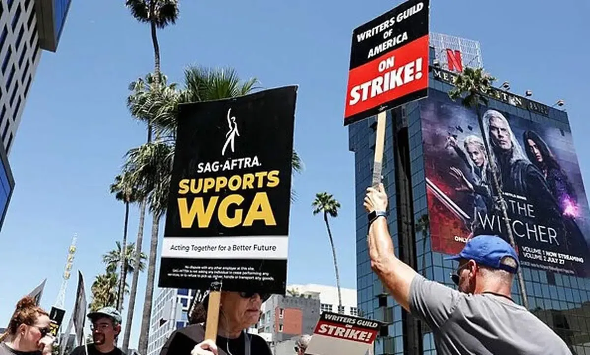 انجمن بازیگران به «خانه خاکستری» اجازه ادامه کار داد