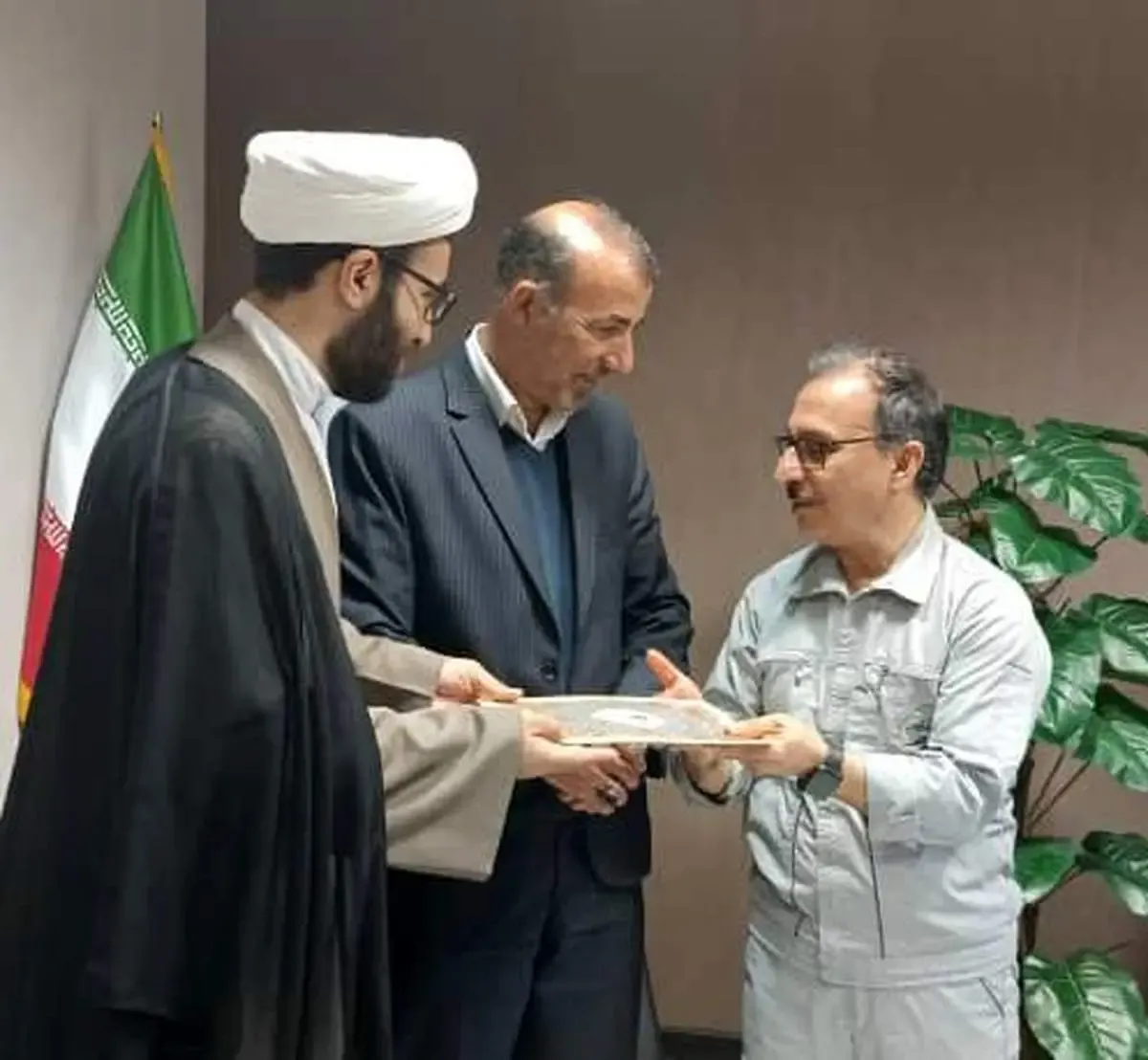 تجلیل از مدیرعامل شرکت‌‌ پتروشیمی ایلام