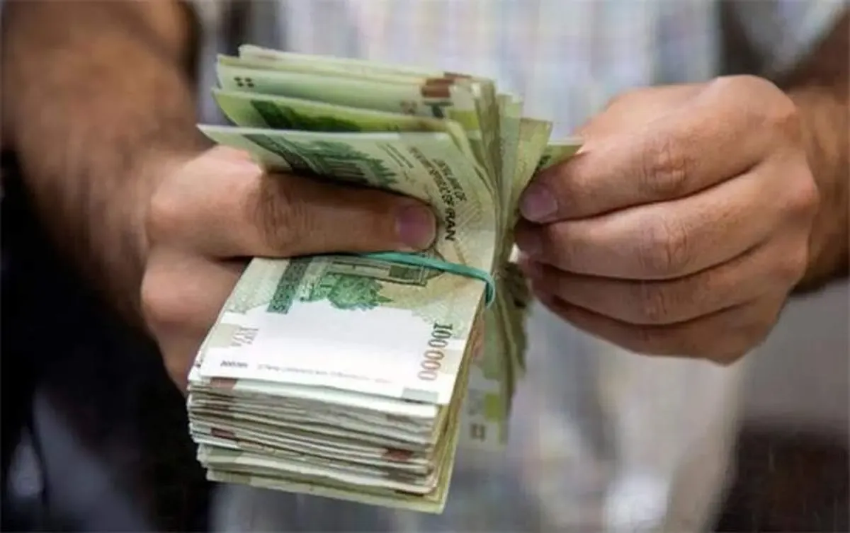 اما و اگرهای وعده ترمیم حداقل دستمزد کارگران/ وزیر کار اختیاری برای افزایش دوباره‌ی مزد ندارد/ در قانون کار به صراحت نیامده که وزیر کار برای حداقل دستمزد بتواند بیش از یکبار در سال جلسه بگذارد