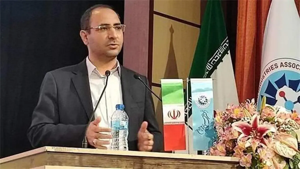 آمادگی بانک توسعه صادرات برای اعطای تسهیلات به صنایع پلیمری دانش بنیان