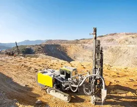 آغاز حفاری اکتشافی در محدوده کوچکعلی خراسان جنوبی/ بیش از ده هزار متر حفاری در دستور کار است