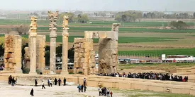 چرایی برگزاری ارکستر ارمنستان در تخت جمشید