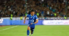 استقلال در تلاش برای بازگشت یک سپاهانی به جمع آبی‌ها