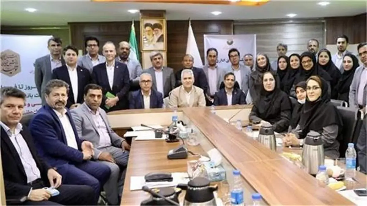 کارانه پرداختی مرداد ماه سال جاری برابر با پنج ماه کارانه پرداختی در سال 1400 بود/ افزایش تراکنش استان از سال 98 تاکنون نشان از افزایش گستره فعالیت بانک دارد