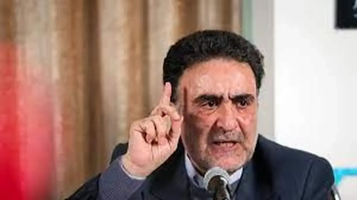 وکیل تاج‌زده :  موکلم از یک روز مرخصی استحقاقی، جز برای درمان استفاده نکرد