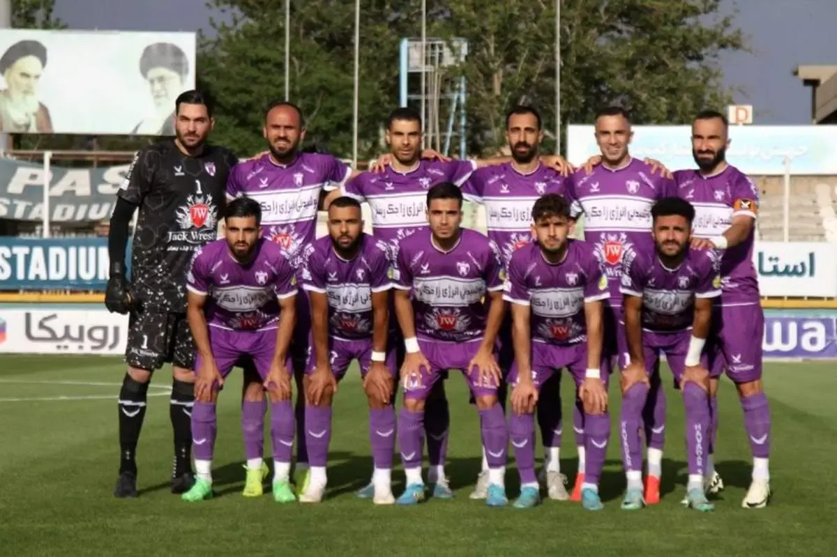 هوادار جور پرسپولیس و استقلال را می‌کشد