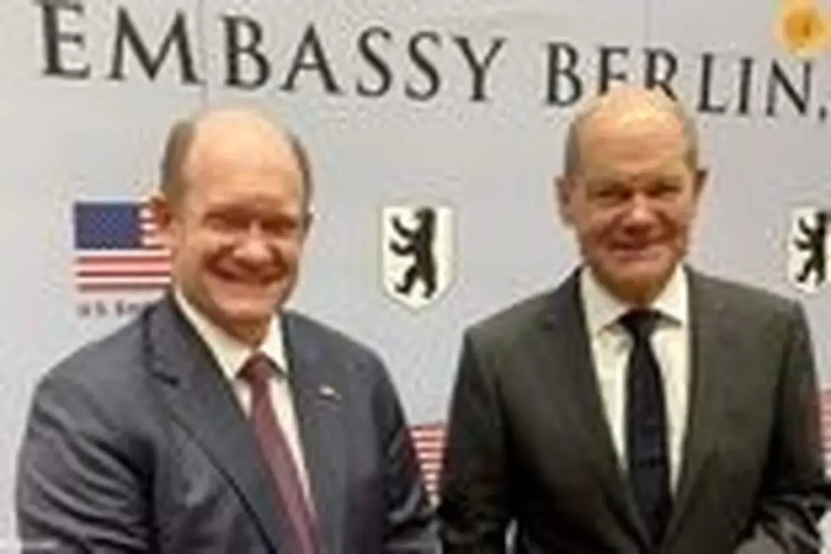 صدراعظم آلمان با بدل خود دیدار کرد