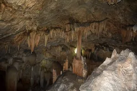 غاری پر از گنج در پلدختر