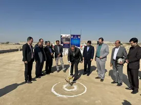آغاز عملیات عمرانی محور ساحل جنوبی به رمکان با اعتبار ۱۵۰۰ میلیارد ریال / مسیر تردد قشم به فرودگاه کوتاه‌تر شد
