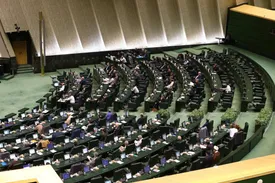 کاهش ساعت کاری و تعطیلی پنجشنبه ها به کجا رسید؟