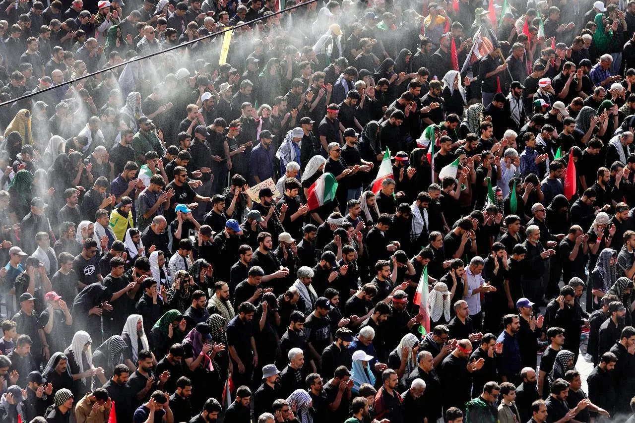 رهبر شهید