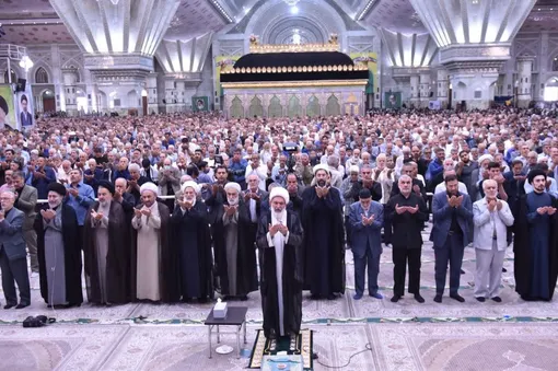 برگزاری دومین نماز جمعه سال ۱۴۰۵ در حرم مطهر امام (ره)