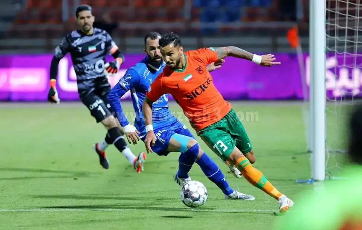 گریه تراژیک بعد از گل به استقلال!