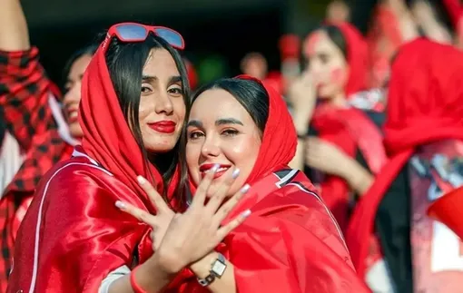 ببینید | خوشحالی زن هوادار پرسپولیس از بازگشت بیرانوند