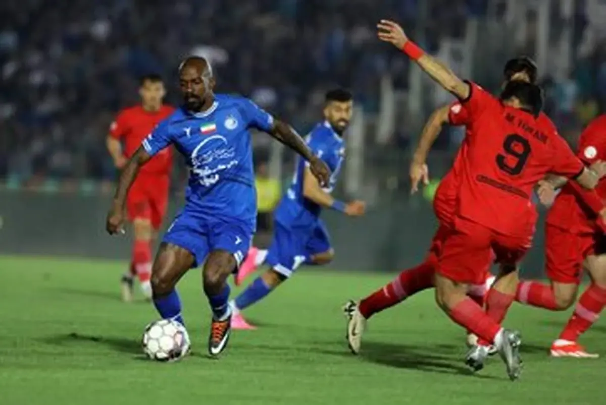 آبی ها روی دور باخت