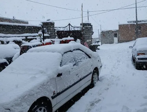 بارش برف شدید چهارشنبه و پنج شنبه در این مناطق/ سرما و کولاک برف