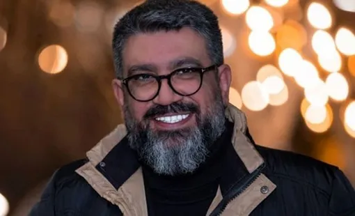 شعرخوانی احساسی رضا رشیدپور برای ایران/ فیلم