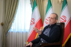 دیدار رئیسجمهوری با رهبر انقلاب درباره مسائل اقتصادی و نظامی
