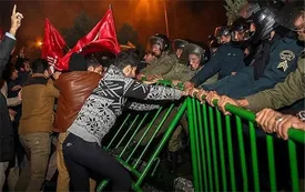 روایت «شاهد عینی» حمله به سفارت عربستان /سرانجام مشخص نشد، دست‌هایی که این حمله را ترتیب دادند از آستین چه کسی بیرون آمد