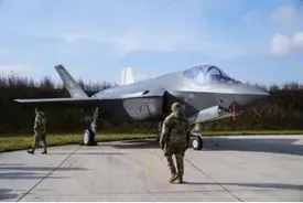 ۳ جنگنده اف-۳۵ در راه اسرائیل